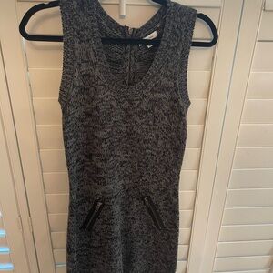 Chic Black and Gray Sleeveless Sweater Dress